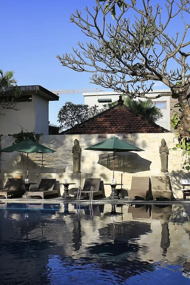 The Taman Ayu Hotel Seminyak  4*, Seminyak (Bali)